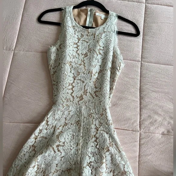 ENDLESS ROSE ROMPER - Picture 3 of 3